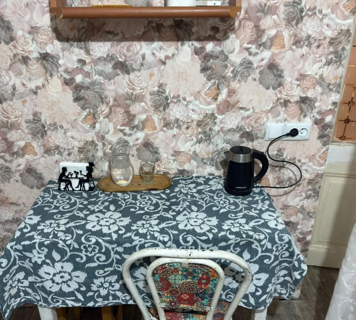 Guest House Nise Tbilisi 2*,